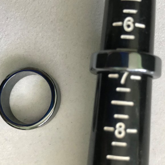 Hematite Smooth Ring Band - Size 6-1/2  Vintage - Picture 2 of 4